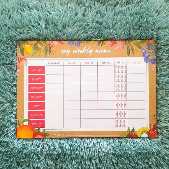 My Weekly Menu Desk Tracker - Picture 1 of 8